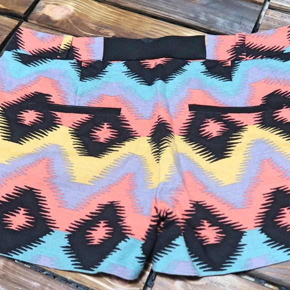 Rachel Roy Aztec Icat Tribal Printed Shorts 6 - Picture 5 of 7